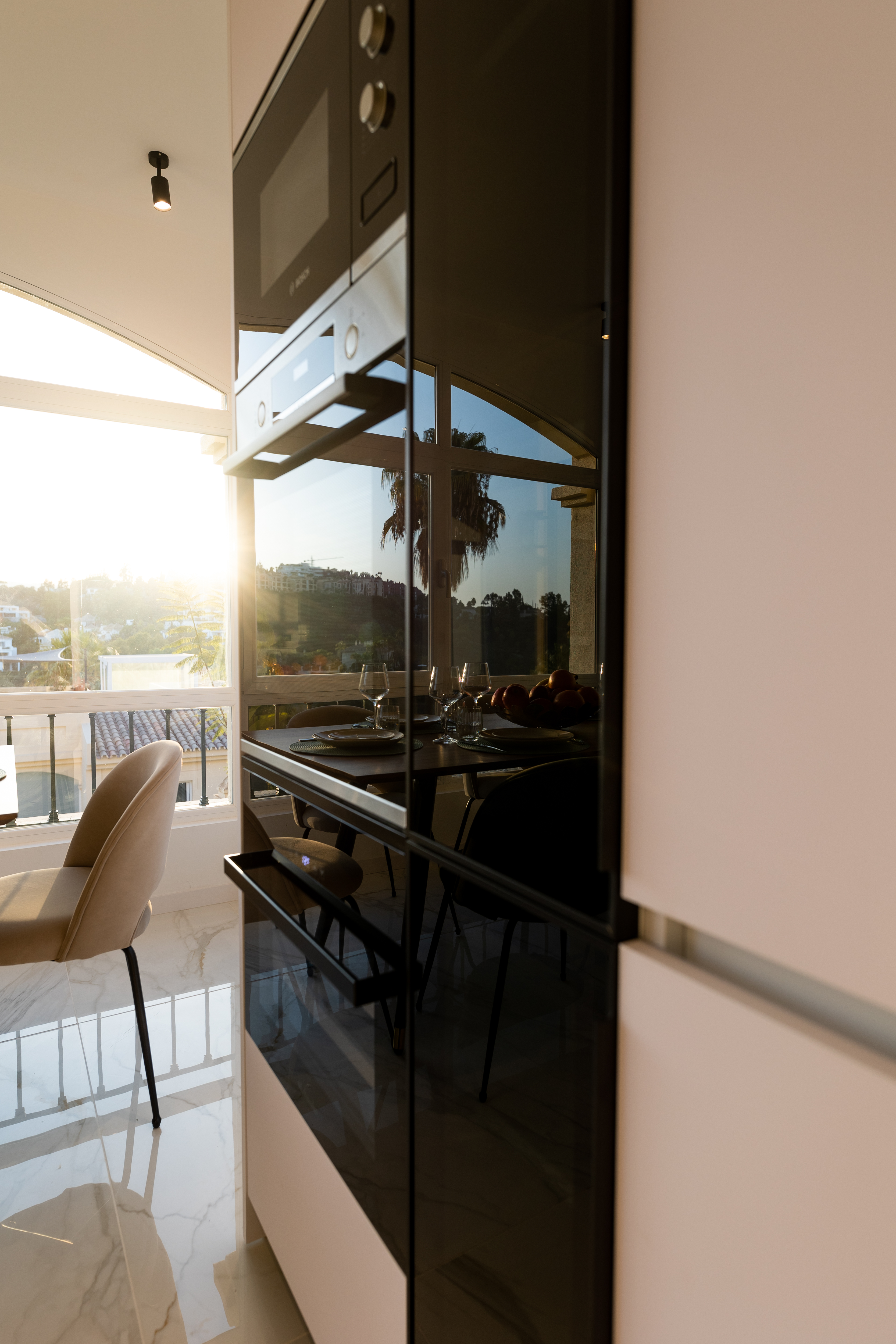 Modern 3-Bedroom Apartment with Rooftop and Sea Views