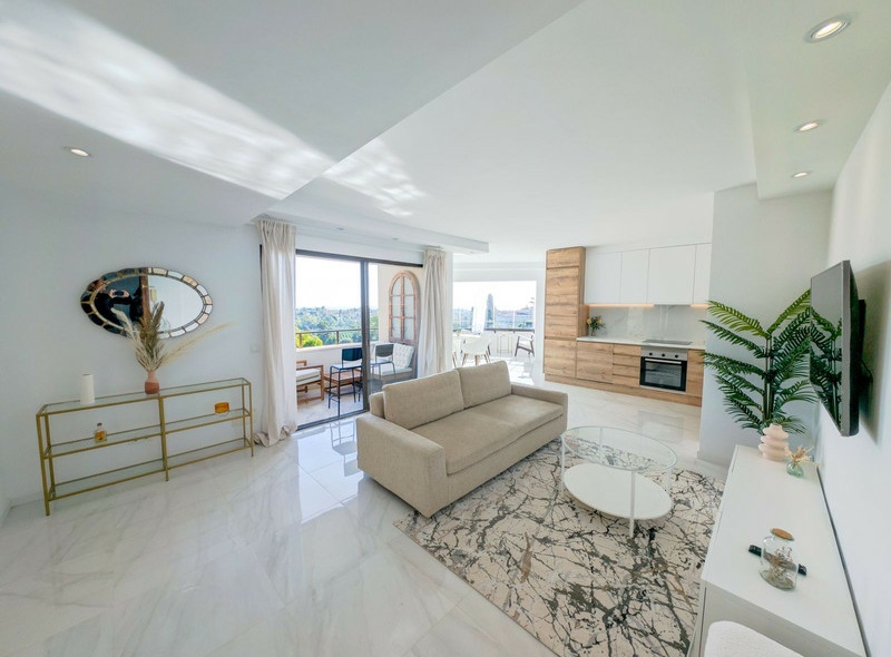 Golfside Luxury Apartment for Rent in Atalaya