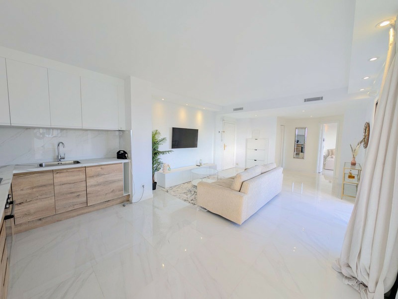 Golfside Luxury Apartment for Rent in Atalaya