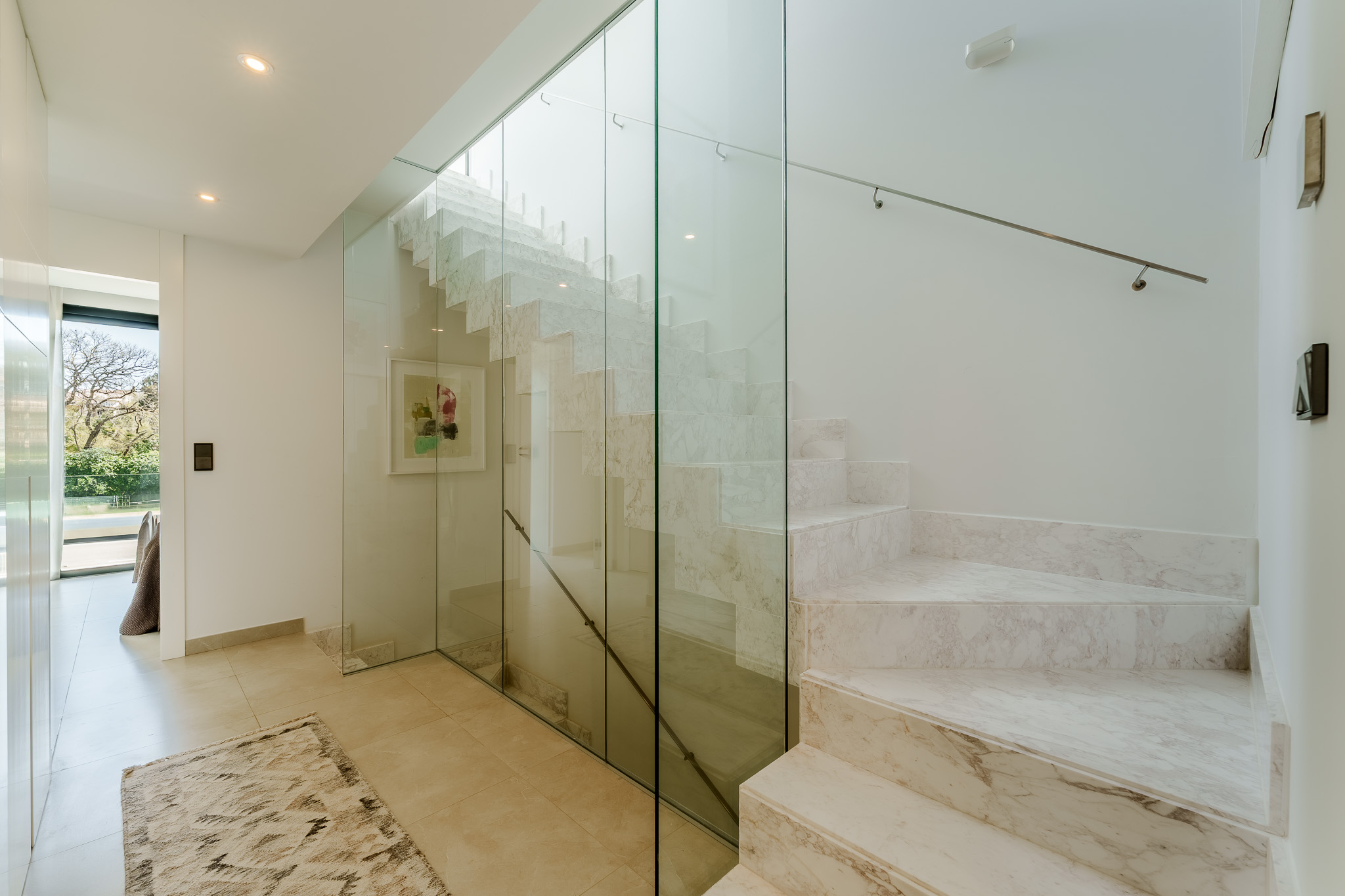 Modern Elegance Steps from Puerto Banús