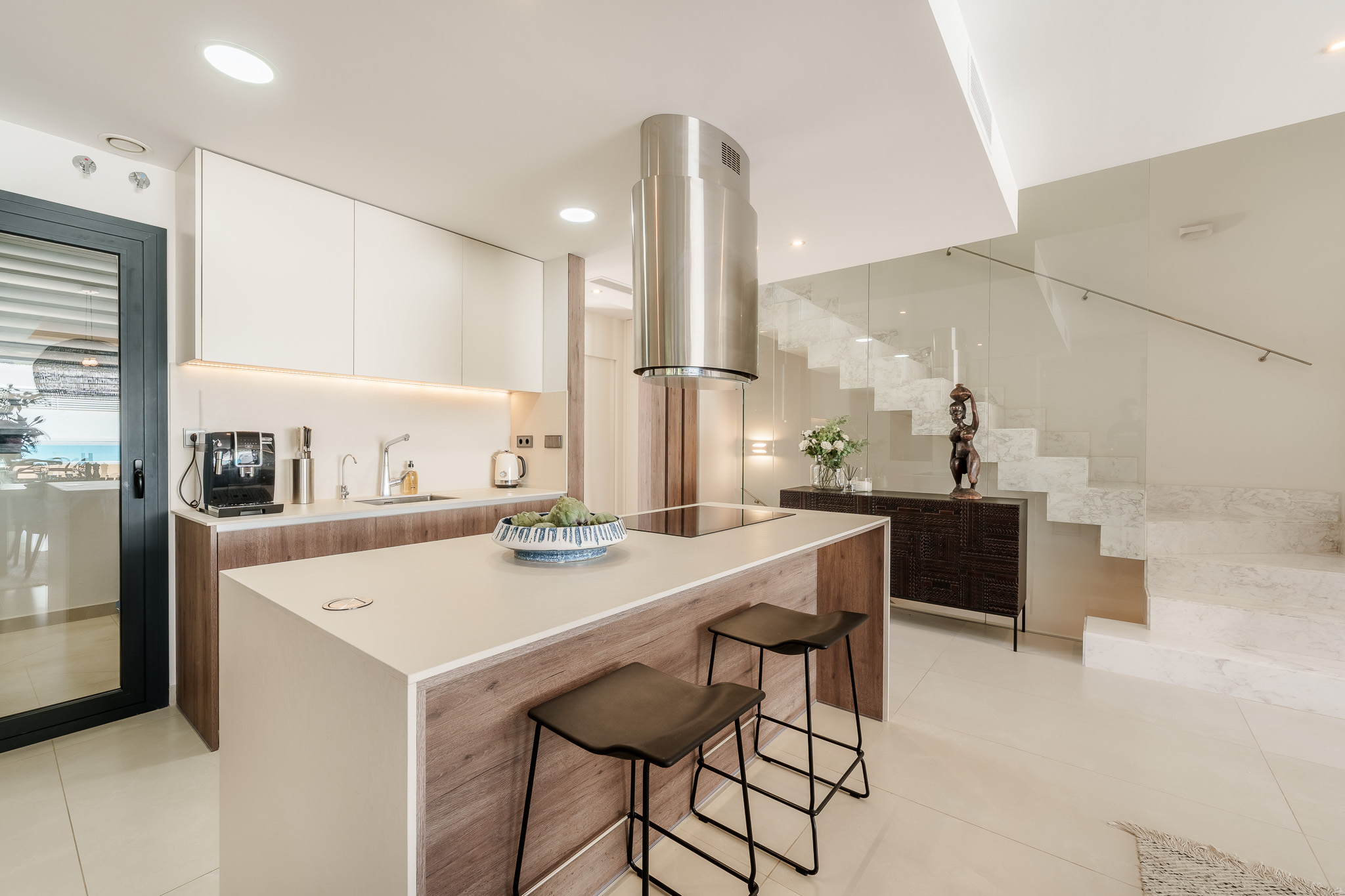 Modern Elegance Steps from Puerto Banús