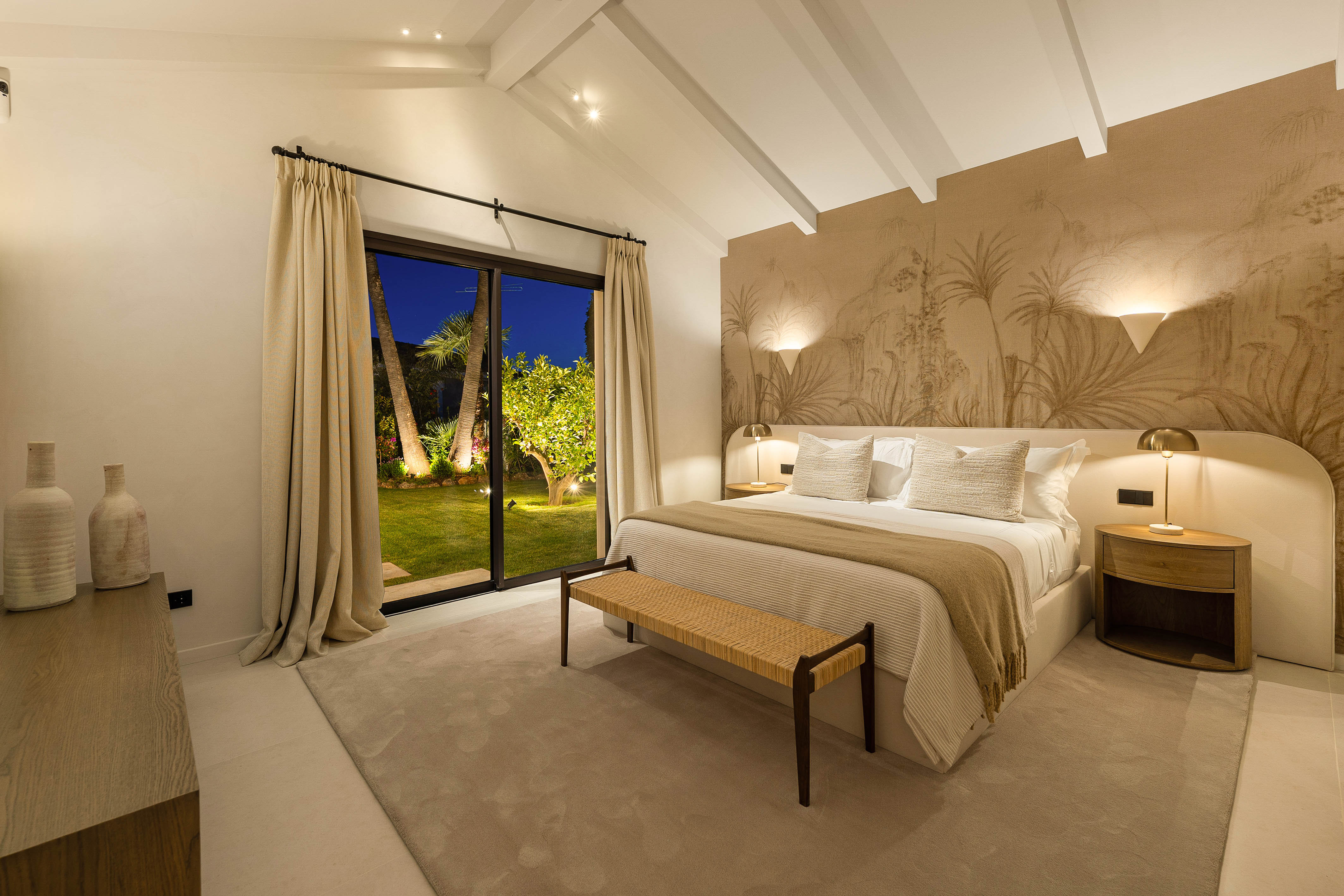 Casa Olivo – Timeless Elegance in the Heart of Nueva Andalucía