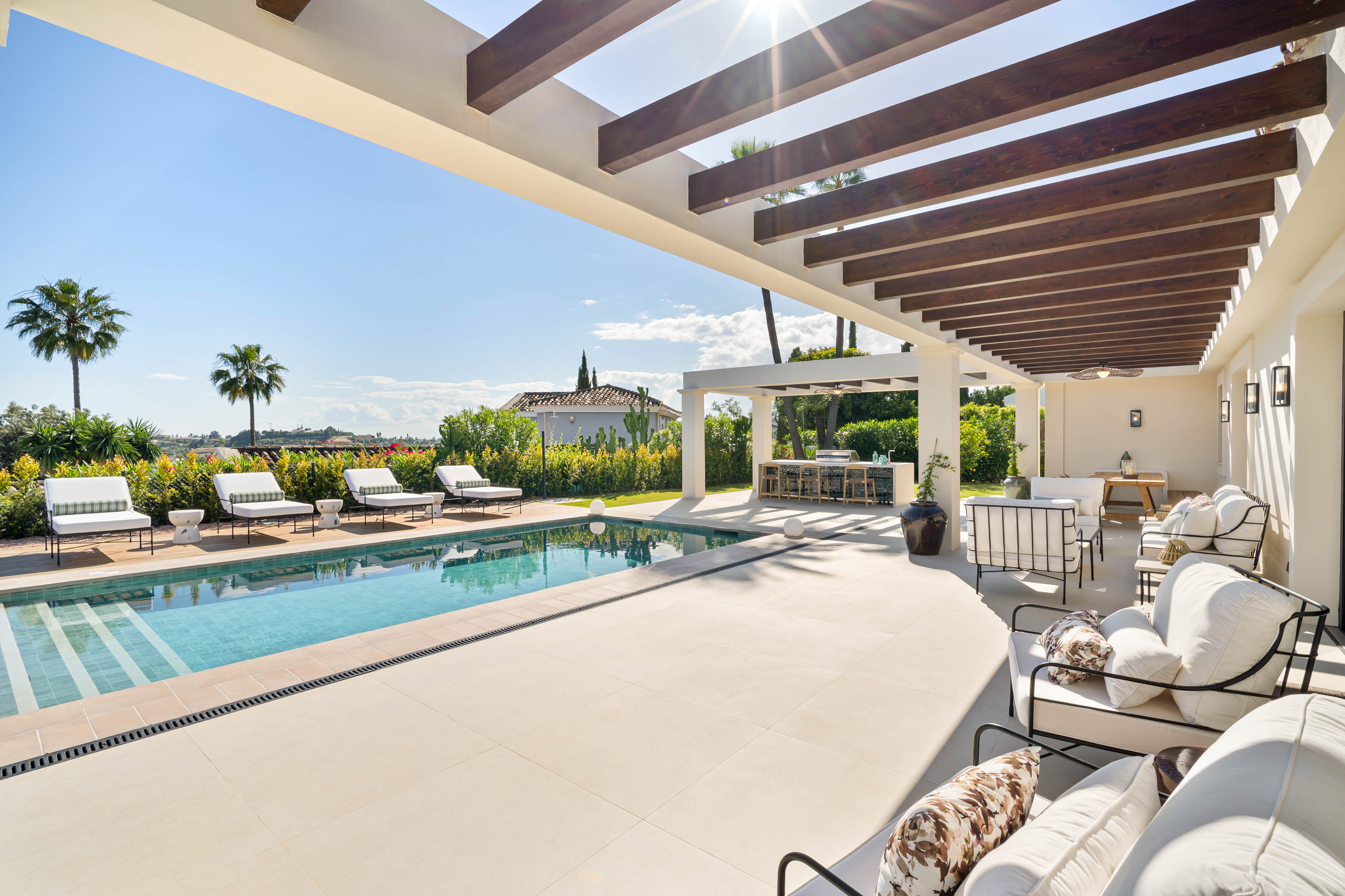 Casa Olivo – Timeless Elegance in the Heart of Nueva Andalucía