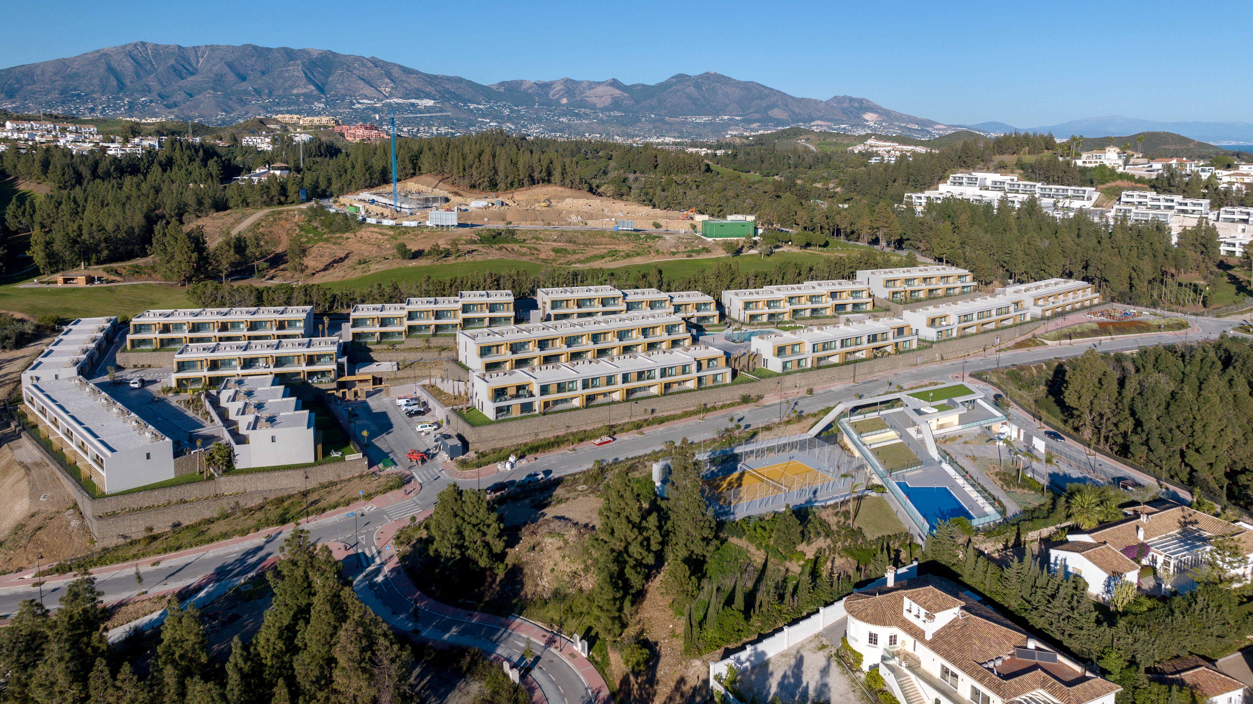 Contemporary Townhouses Surrounded by Golf, Nature, and Mediterranean Comfort