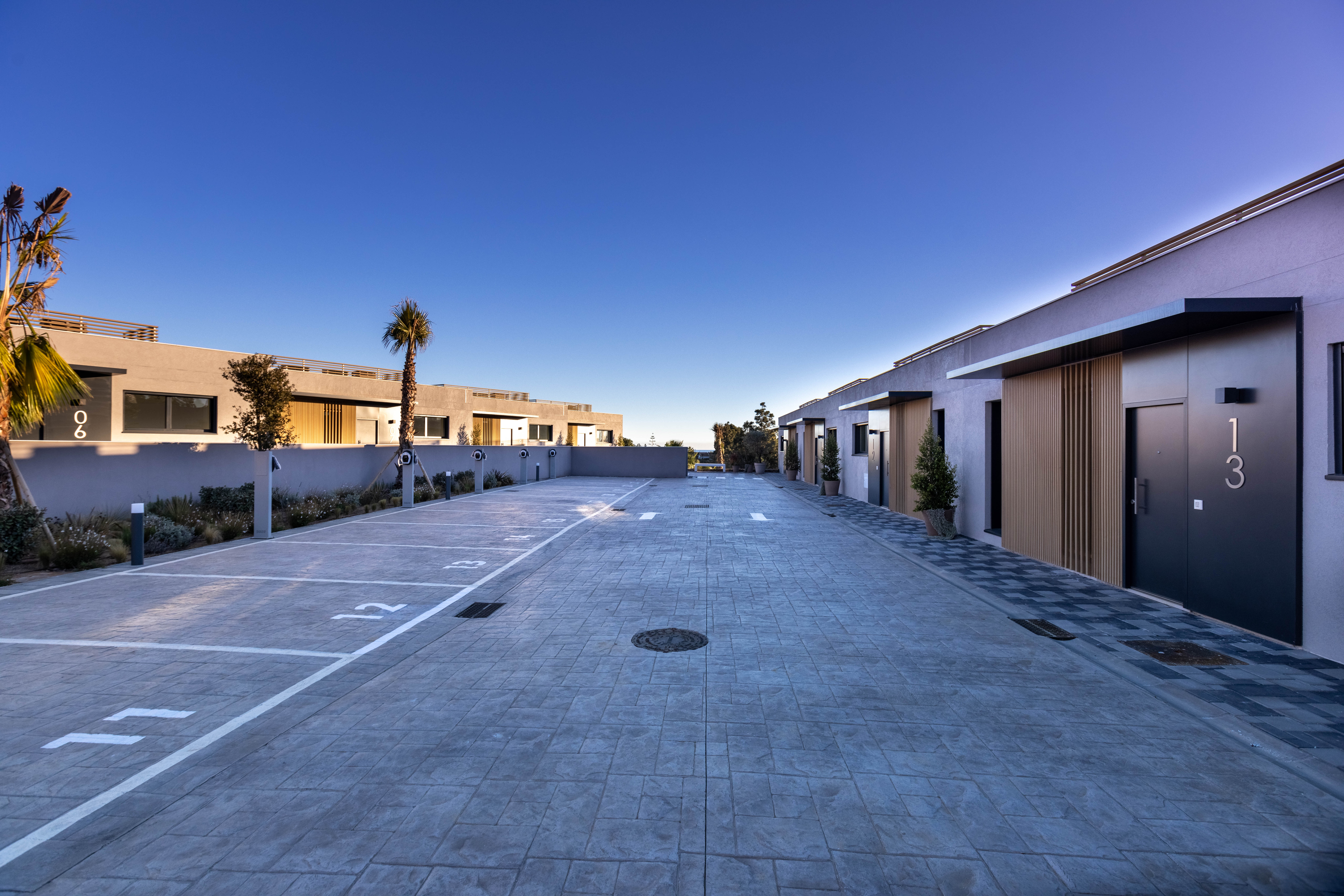 Contemporary Townhouses Surrounded by Golf, Nature, and Mediterranean Comfort