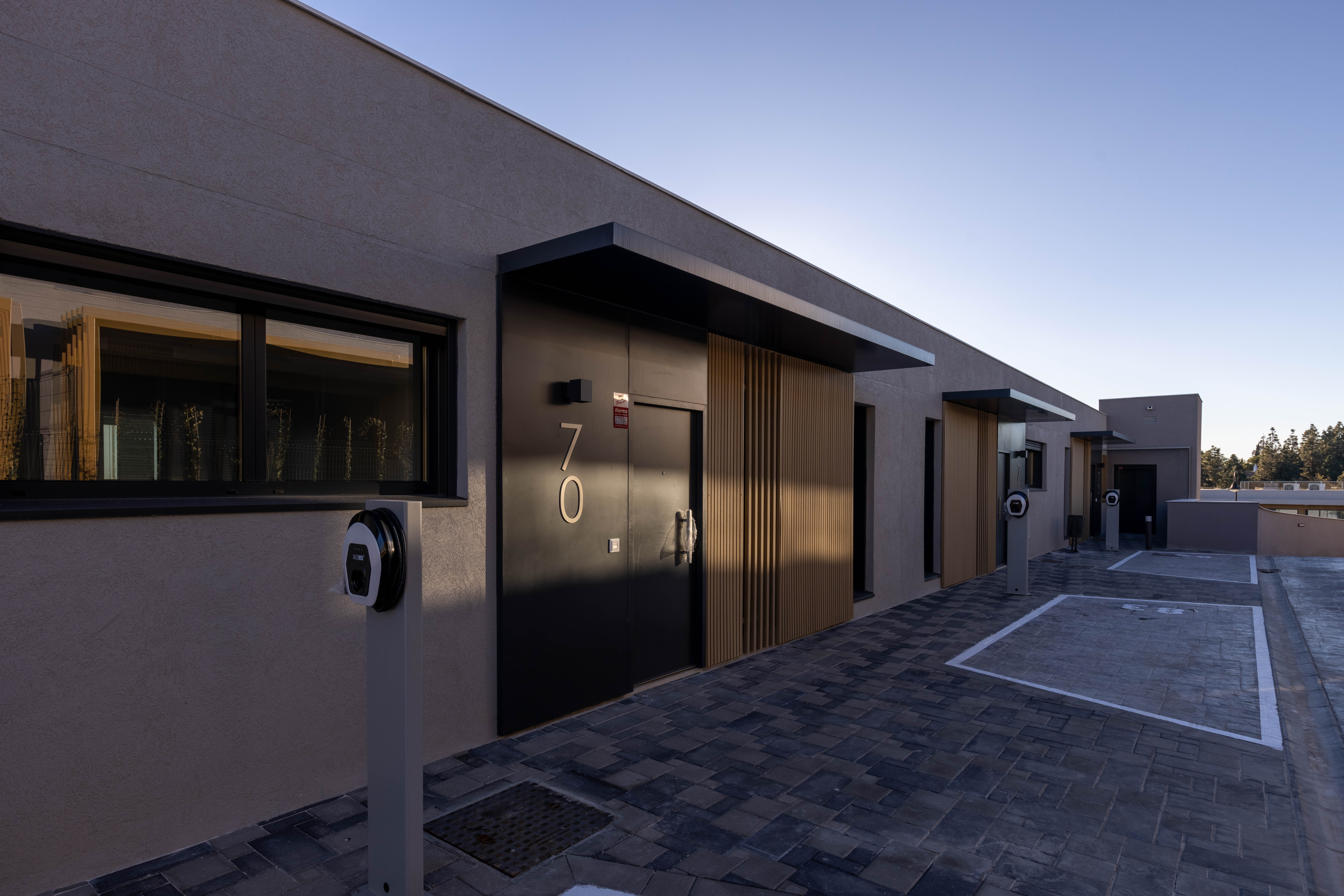Contemporary Townhouses Surrounded by Golf, Nature, and Mediterranean Comfort