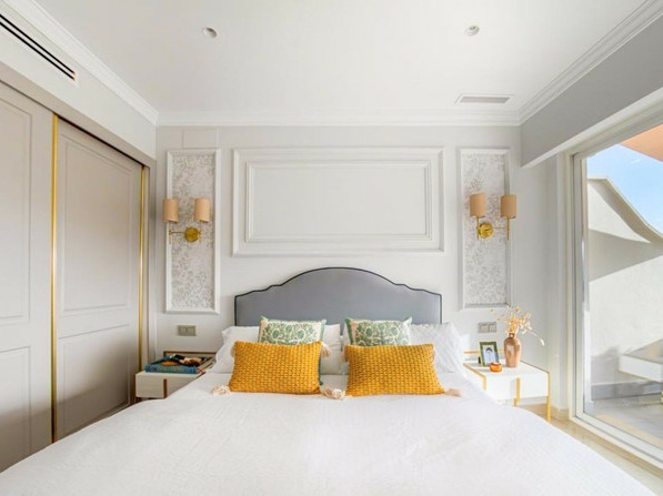 Elegant Duplex Penthouse on Marbella’s Golden Mile