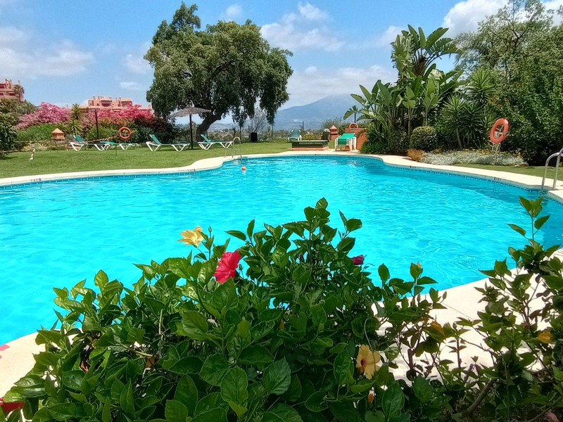 Elegant 2-Bedroom Ground Floor Apartment with Sea Views in La Mairena