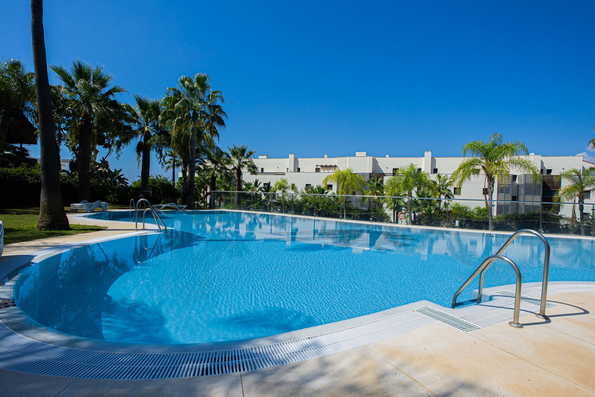 Luxury Apartment with Exceptional Terraces – Next to Villa Padierna, Costa del Sol