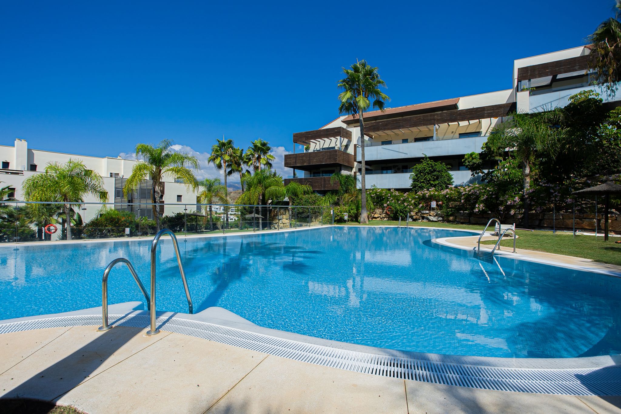 Luxury Apartment with Exceptional Terraces – Next to Villa Padierna, Costa del Sol