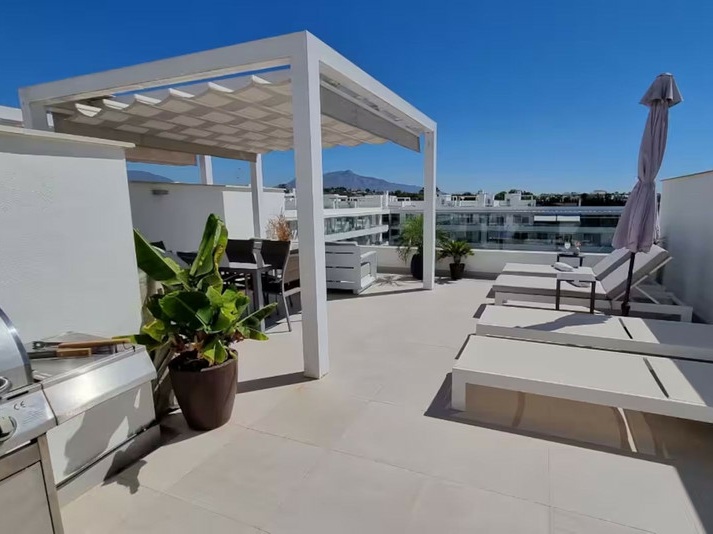 Modern Duplex Penthouse with Sea & Mountain Views Just 8 Minutes from the Beach