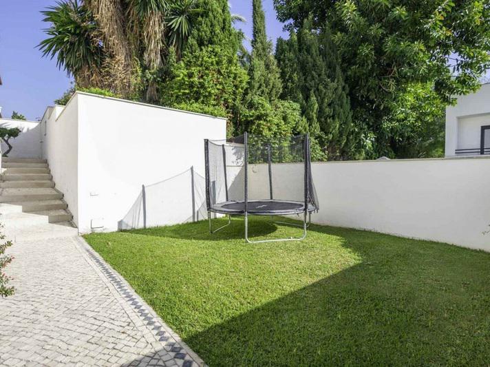 Charming Villa with Private Pool Just Minutes from the Sea – La Colina, Costa del Sol