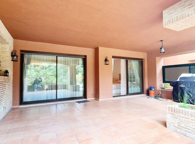Elegant Ground-Floor Apartment in Exclusive Guadalmina Baja Just 500m from the Beach