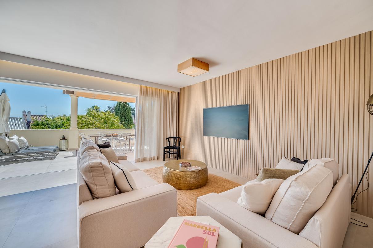 Spacious Townhouse for Rent in Aloha, Marbella