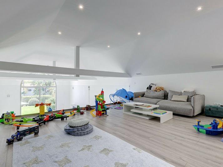 Exceptional Villa for Long-Term Rent in Sotogrande Alto Elegant, Spacious and Private
