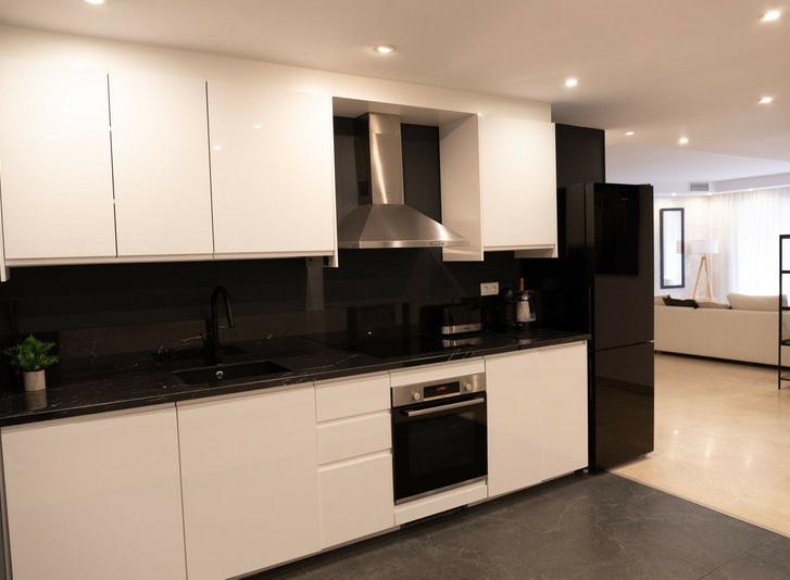 Luxury Ground Floor Apartment in Oasis de Marbella Golden Mile