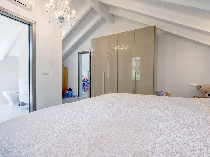 Exceptional Villa for Long-Term Rent in Sotogrande Alto Elegant, Spacious and Private
