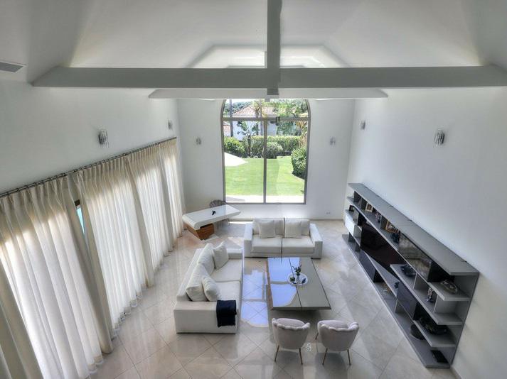 Exceptional Villa for Long-Term Rent in Sotogrande Alto Elegant, Spacious and Private