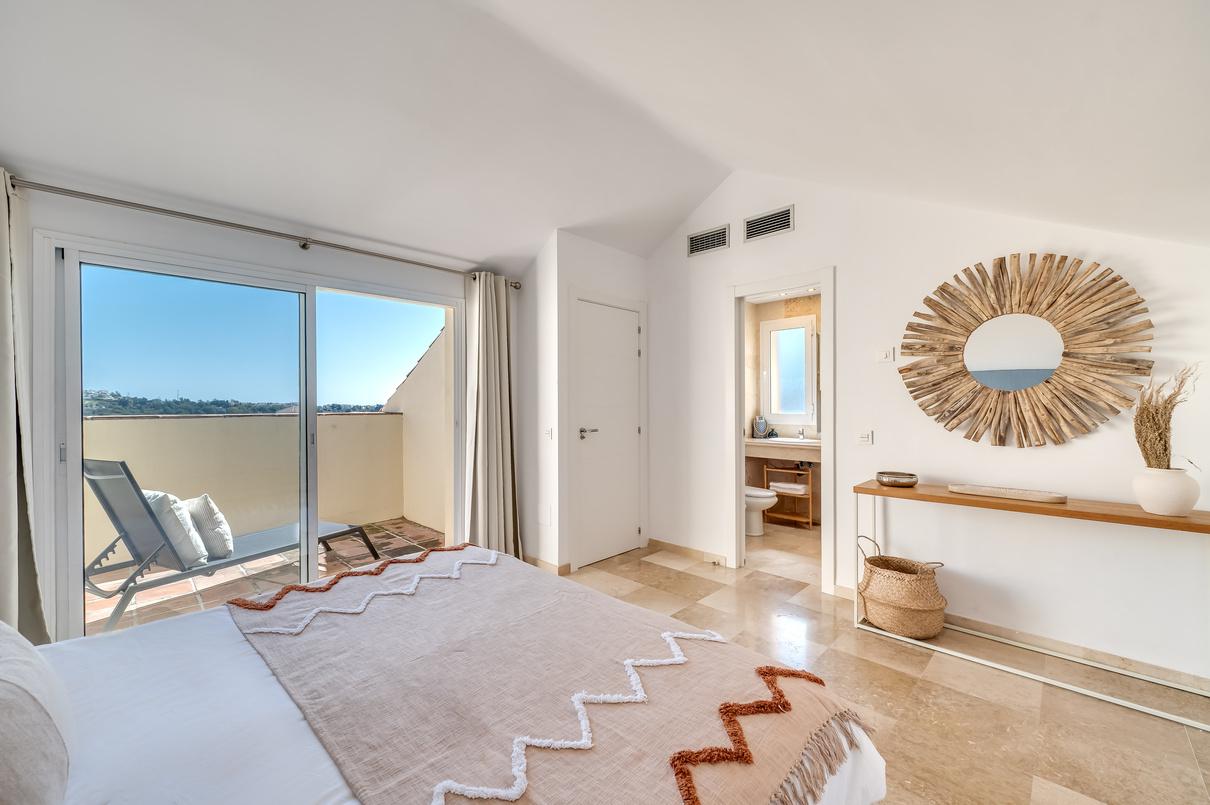 Spacious Townhouse for Rent in Aloha, Marbella