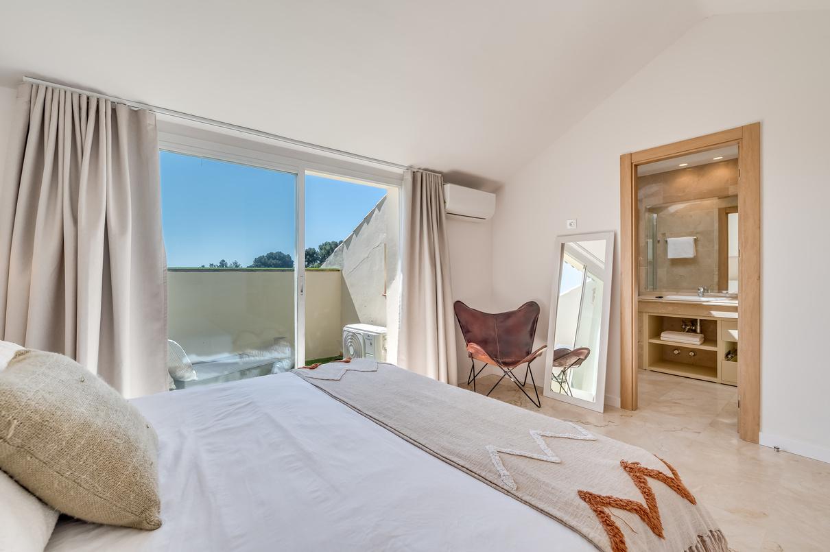 Spacious Townhouse for Rent in Aloha, Marbella