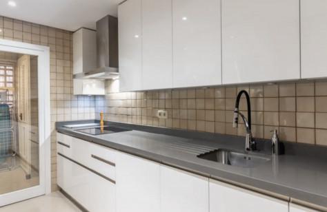 Bright Luxury Apartment for Rent in Alminar de Marbella