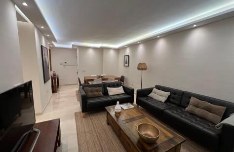 Your New Home in Estepona, 3 Bedrooms, Terrace and Prime Location