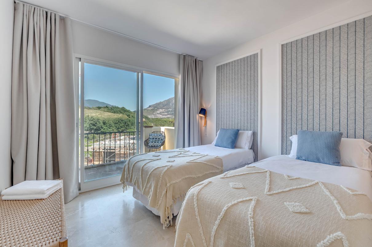 Spacious Townhouse for Rent in Aloha, Marbella