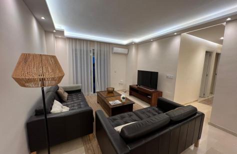Your New Home in Estepona, 3 Bedrooms, Terrace and Prime Location