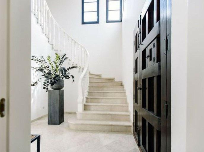 Elegant Andalusian Villa with Heated Pool on La Resina Golf, Selwo