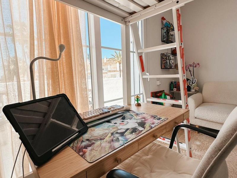 Elegant Townhouse with Terraces and Sea Views El Paraíso Alto, Estepona
