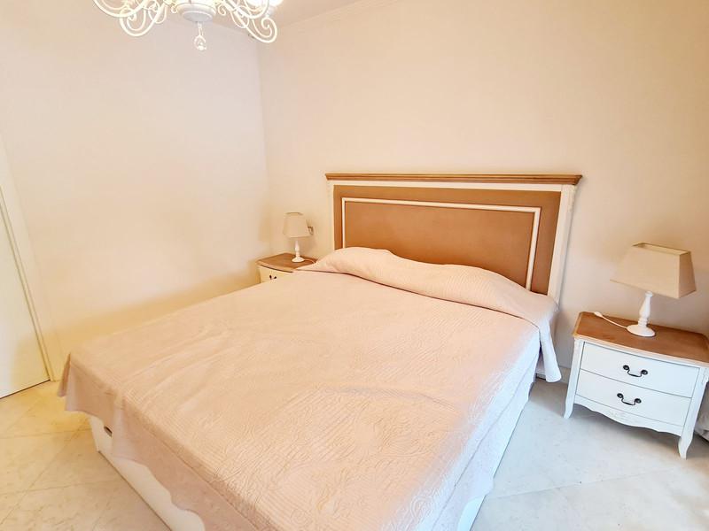 Elegant Ground-Floor Apartment in Exclusive Guadalmina Baja Just 500m from the Beach