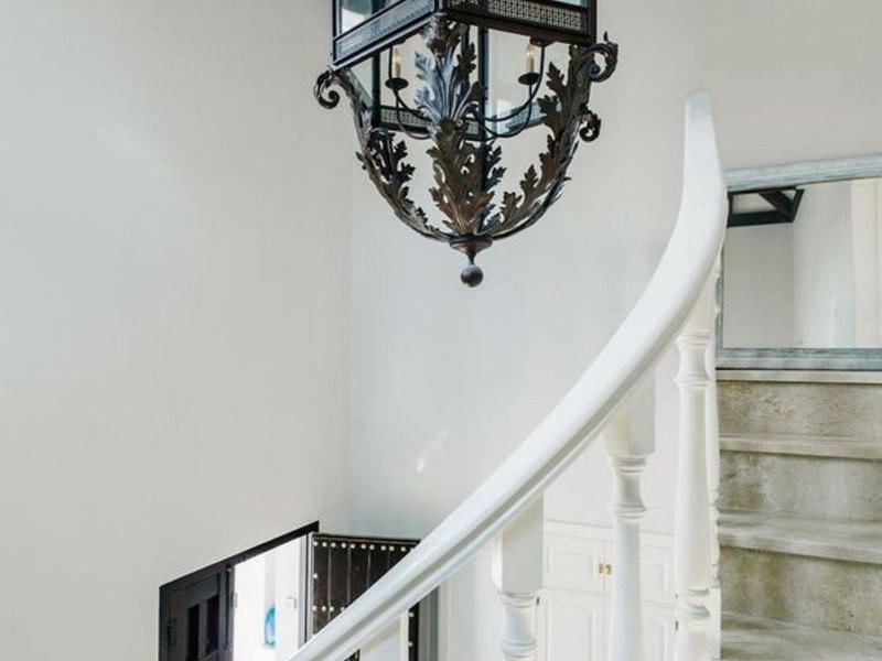 Elegant Andalusian Villa with Heated Pool on La Resina Golf, Selwo