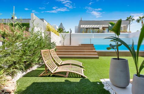 Luxury Living by the Sea Designer Townhouse in Banus Bay, Marbella