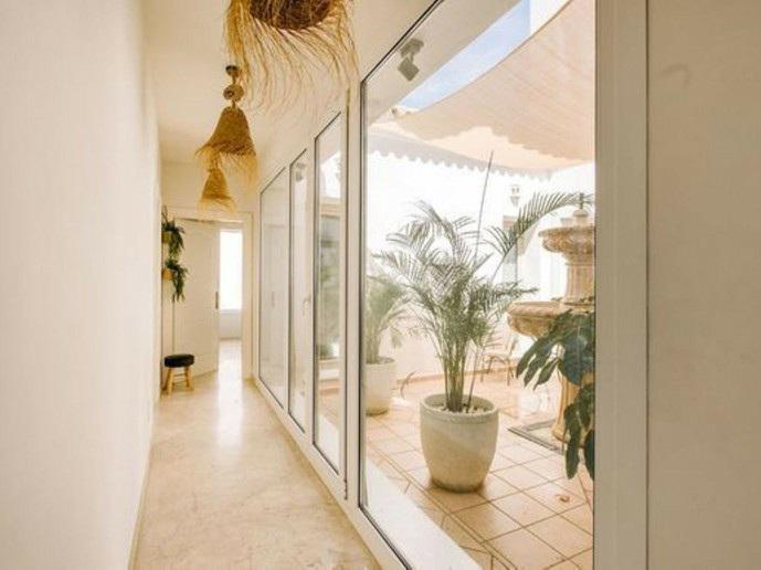 Elegant Andalusian Villa with Heated Pool on La Resina Golf, Selwo
