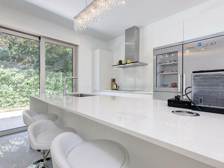 Exceptional Villa for Long-Term Rent in Sotogrande Alto Elegant, Spacious and Private