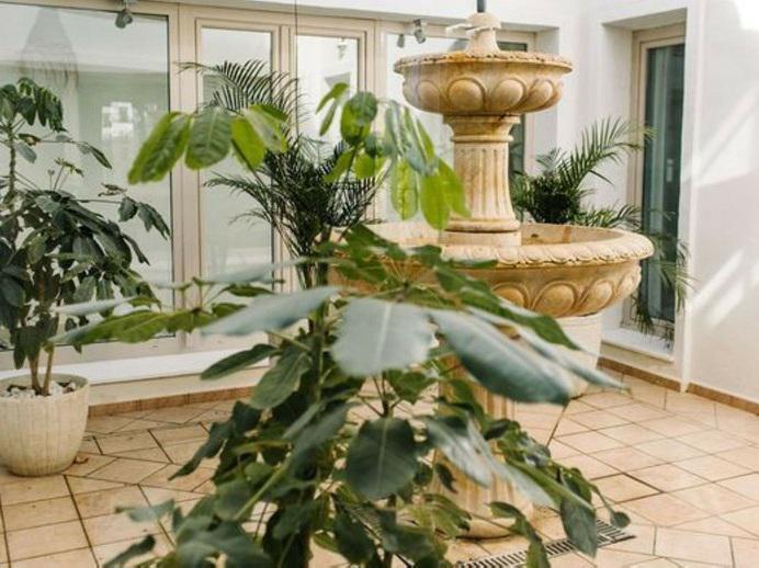Elegant Andalusian Villa with Heated Pool on La Resina Golf, Selwo