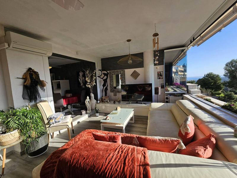 Apartment with Spectacular Views on the Frontline of Golf – Casares Costa