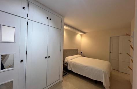 Your New Home in Estepona, 3 Bedrooms, Terrace and Prime Location