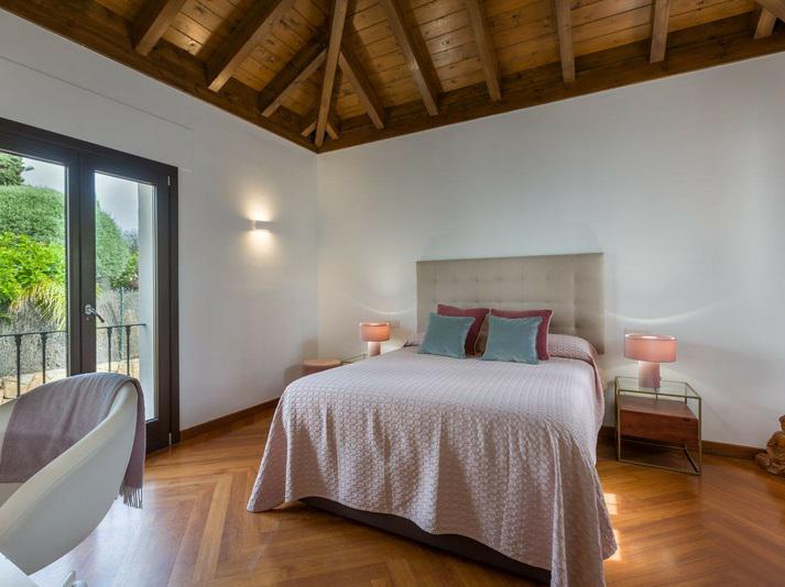 Timeless Villa Steps from the Beach Guadalmina Baja, Marbella