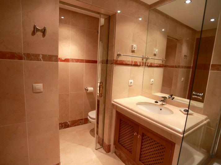 Elegant Beachside Apartment for Rent in Costalita Short Term Available