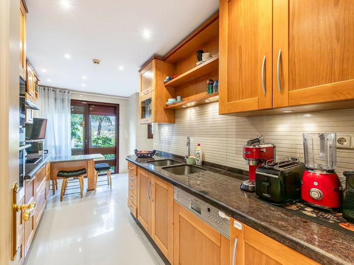 Luxury Apartment in La Alzambra Hill Club – Puerto Banús