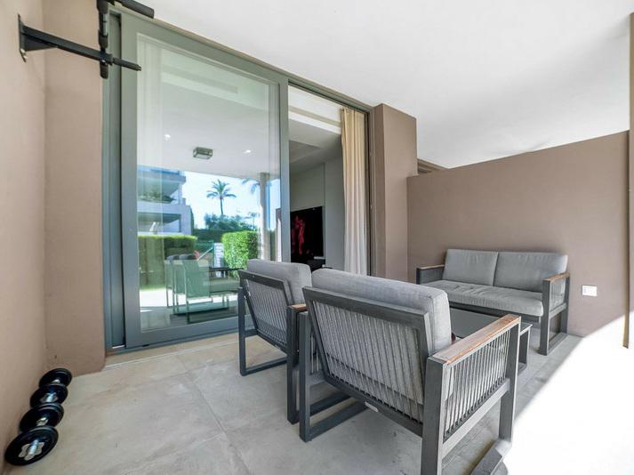 Elegant Modern Apartment with Designer Finishes in Les Résidences, Cancelada