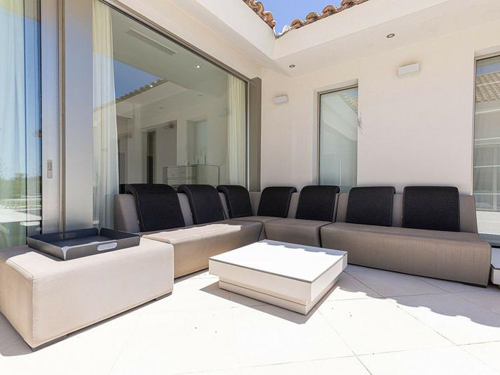 Exceptional Villa for Long-Term Rent in Sotogrande Alto Elegant, Spacious and Private