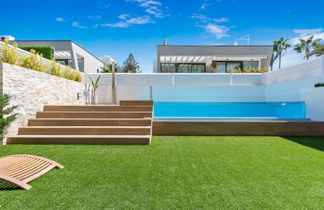 Luxury Living by the Sea Designer Townhouse in Banus Bay, Marbella