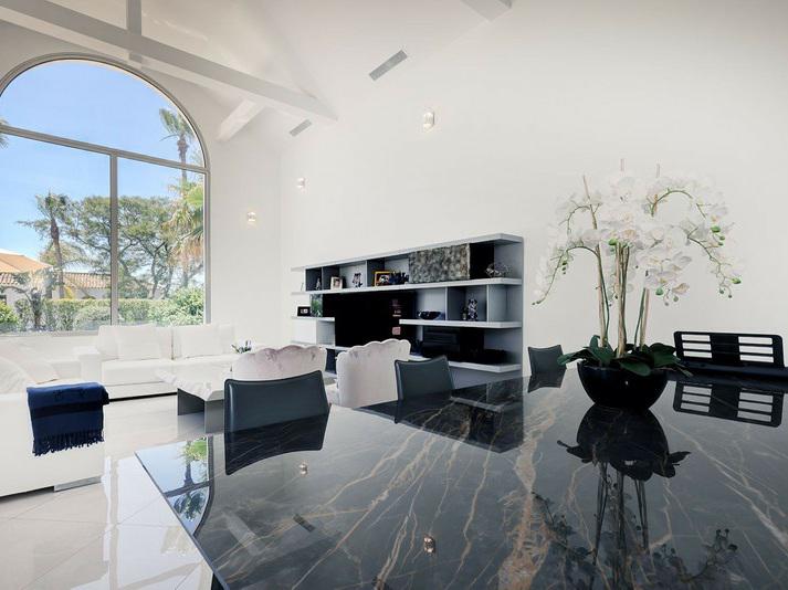 Exceptional Villa for Long-Term Rent in Sotogrande Alto Elegant, Spacious and Private