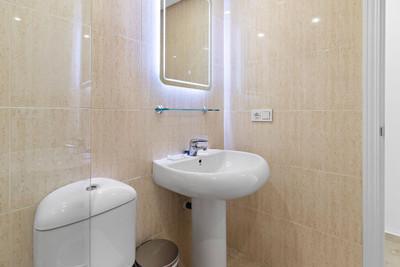 Elegant Apartment with Sea Views in Coto Real Golden Mile, Marbella