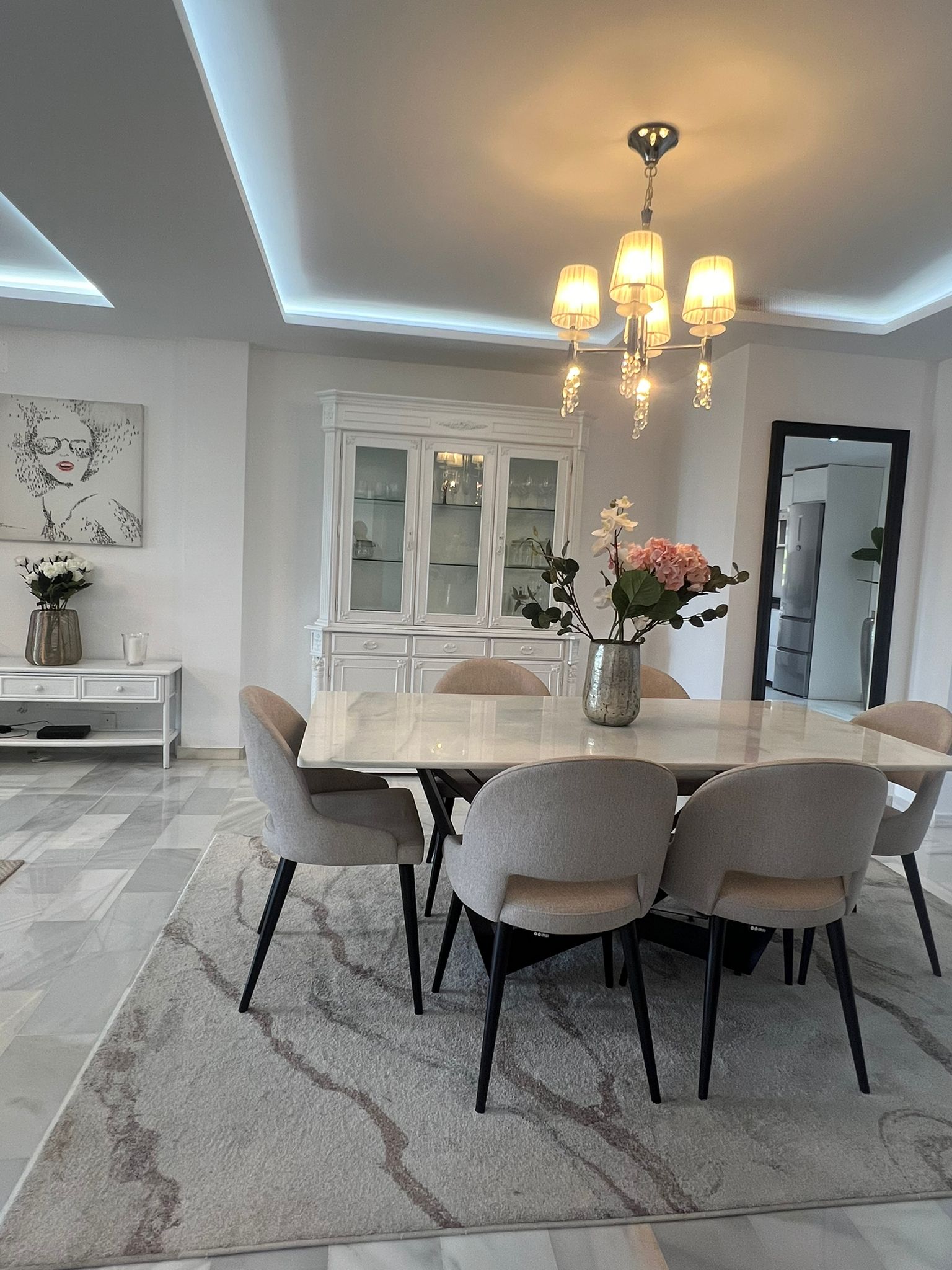 Ground Floor Apartment 2 Bedrooms 4 Bathrooms in Marbella