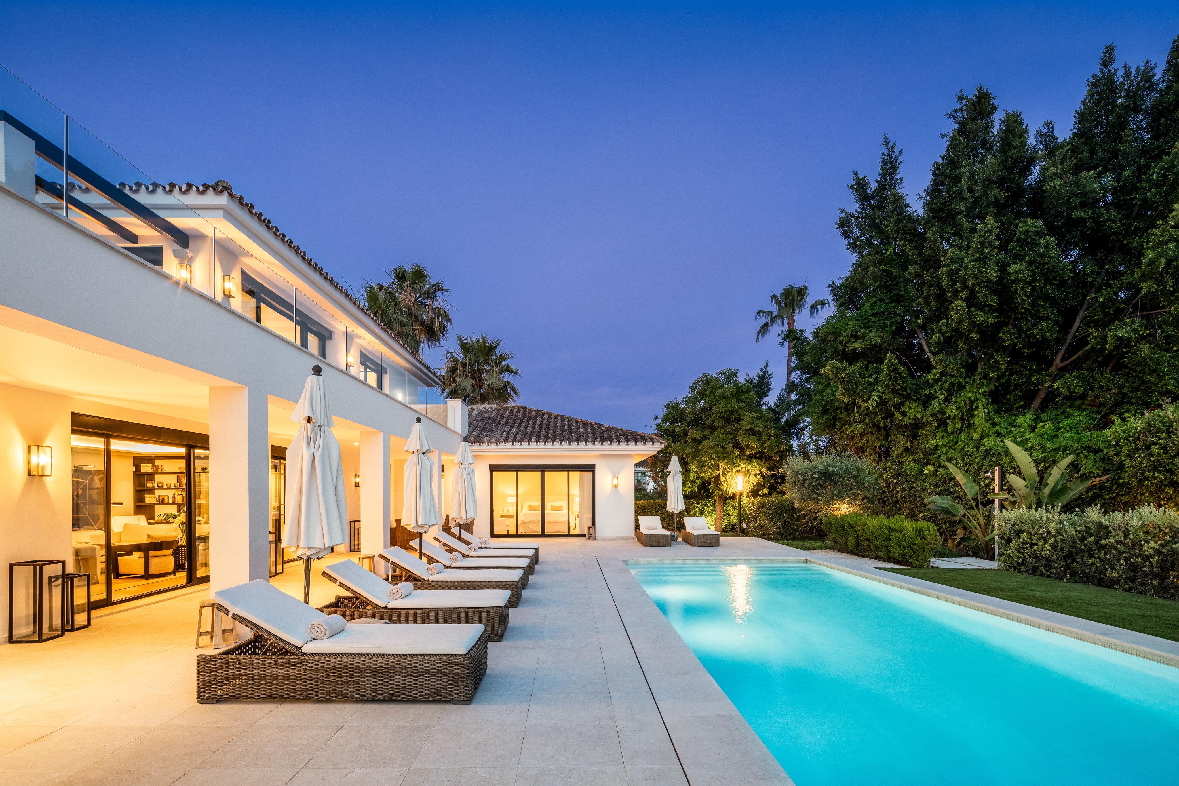 Timeless Elegance with Modern Luxury in Nueva Andalucía, Marbella