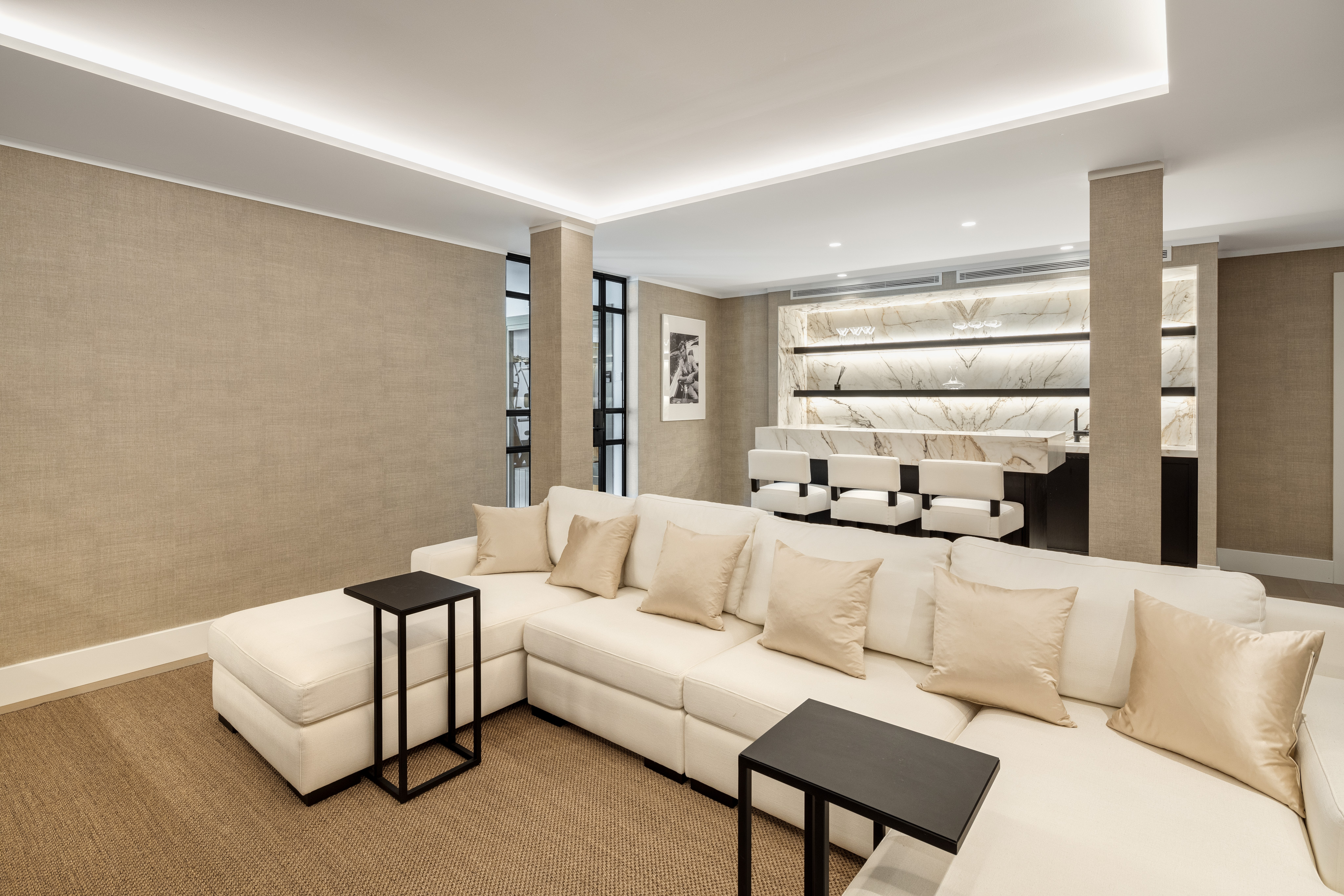 Timeless Elegance with Modern Luxury in Nueva Andalucía, Marbella