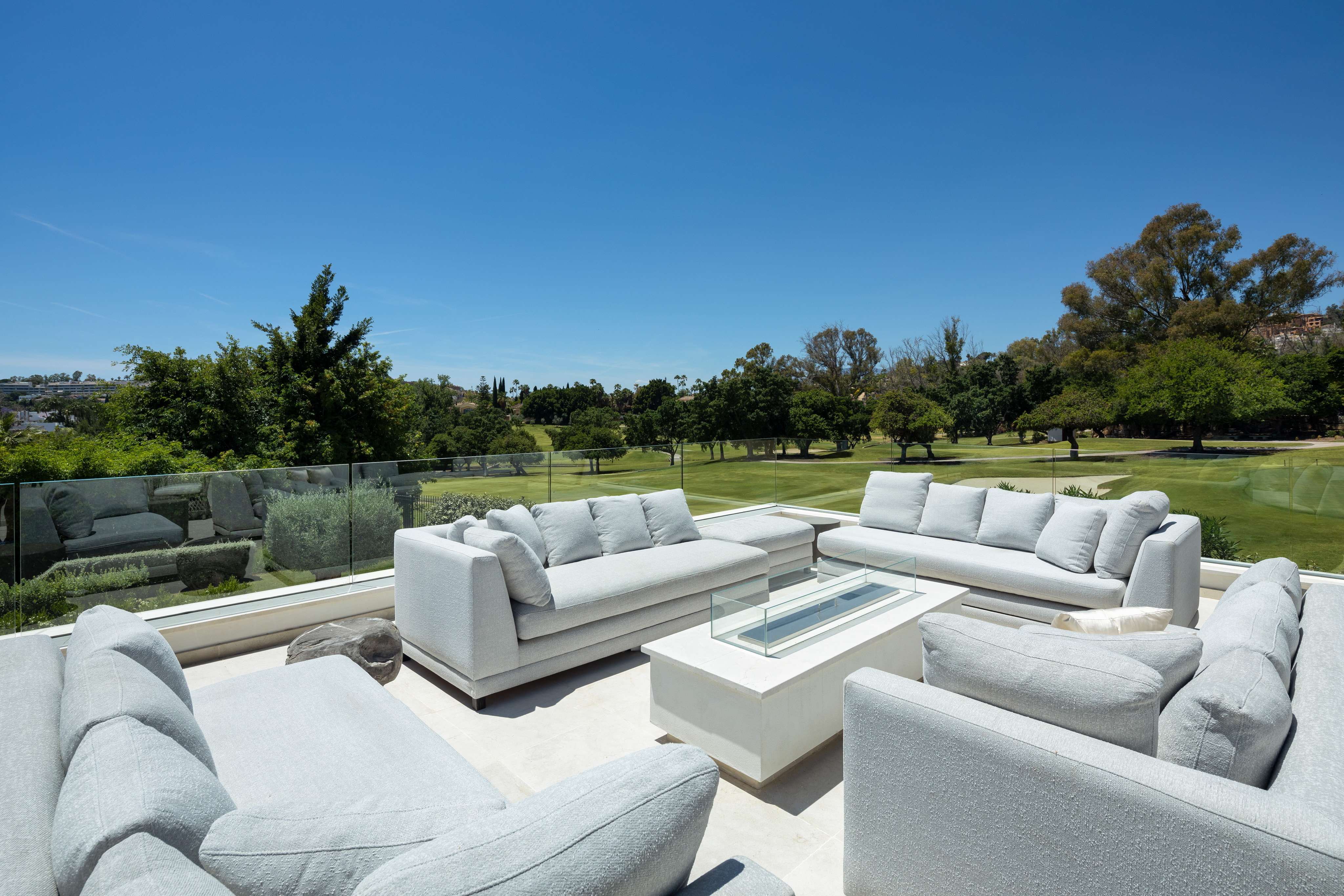 Timeless Elegance with Modern Luxury in Nueva Andalucía, Marbella